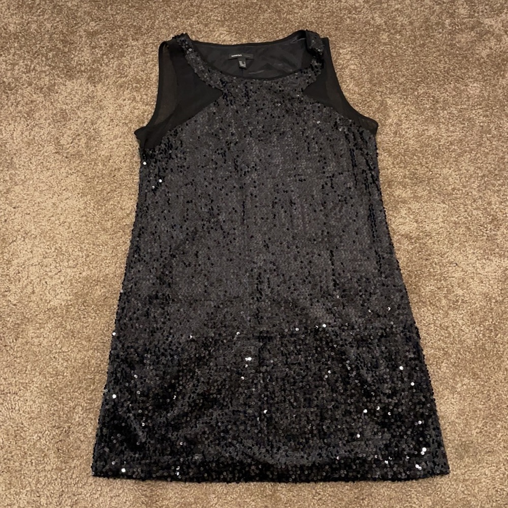 Short black Dress